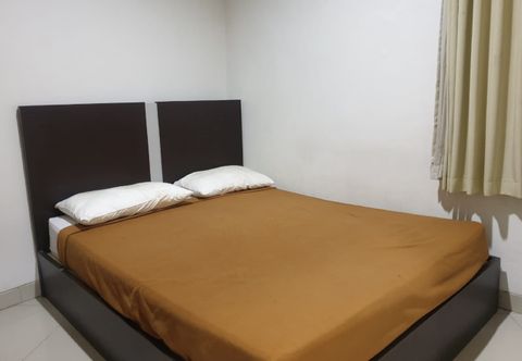 Bilik Tidur OYO 3739 Vanone Home