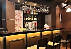 バー、カフェ、およびラウンジ 4 Vinary Hotel