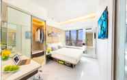 Bedroom 2 iclub AMTD Sheung Wan Hotel