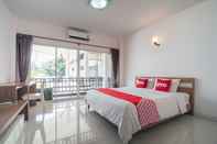 Kamar Tidur Malee Bunga Hotel