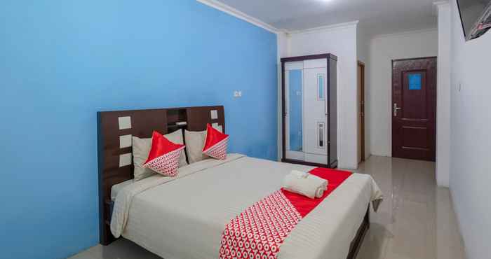 Kamar Tidur Super OYO 3747 Comfort Residence