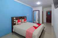 Kamar Tidur Super OYO 3747 Comfort Residence