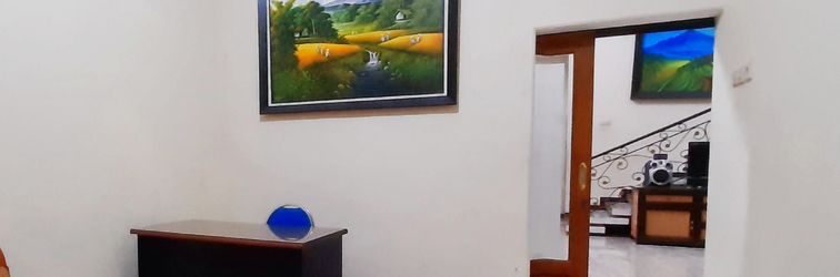 大堂 OYO 3368 Pelangi Family Residence