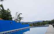 Swimming Pool 7 Pakoan Indah Hotel Bukittinggi