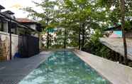 Swimming Pool 2 Belakang Kong Heng by DreamScape 