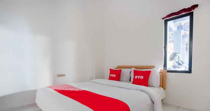 Bedroom OYO 3728 Tunas Plaza Residence