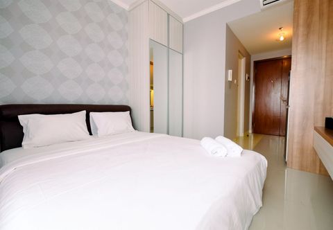 Bedroom Studio Cozy Apartment at Signature Park Grande MT. Haryono By Travelio