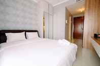 Kamar Tidur Studio Cozy Apartment at Signature Park Grande MT. Haryono By Travelio