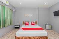 ห้องนอน At Night Pranburi Hotel