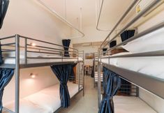 Bedroom 6 Green Light Cafe& Bed Hostel