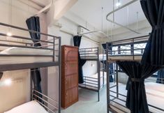 Bedroom 4 Green Light Cafe& Bed Hostel