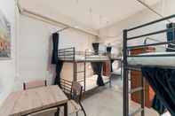 Kamar Tidur Green Light Cafe& Bed Hostel