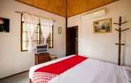 Bedroom 7 Zompo Baan Din Resort