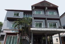 Bên ngoài Bannsawasdee