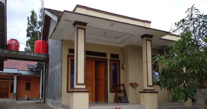 Lobi Dwipa House 