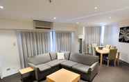 Ruang untuk Umum 3 The York by Swiss-belhotel