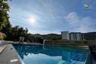 Swimming Pool Bahang Bay Hotel