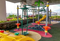 Fasilitas Hiburan 5 Studio Trendy at Menteng Park Apartment By Travelio