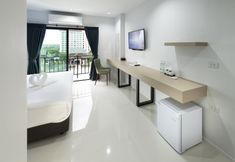 Bedroom 4 B Hotel Khon Kaen