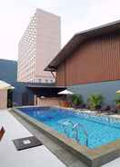 SWIMMING_POOL Sentral Cawang Hotel