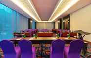 Sảnh chức năng 3 FOX Hotel Jayapura