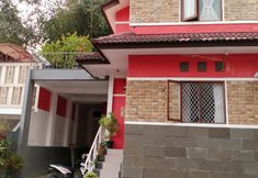 Exterior 5 OYO 3805 Ceria House Sultan Premier