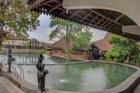 Swimming Pool OYO 3799 Telo Resort