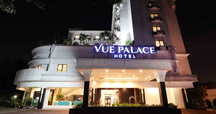 ภายนอกอาคาร Vue Palace, ARTOTEL Curated