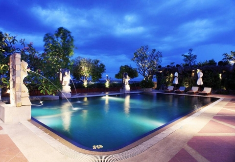 Swimming Pool Furama Chiang Mai - Buy Now Stay Later