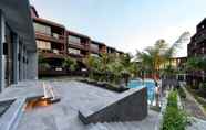 Kolam Renang 3 Saturdays Residence - Buy Now Stay Later