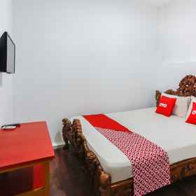 Bedroom 1 OYO 3794 Good Sleep Samarinda, Banjar Fried Chicken Hotels