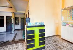 Lobby 5 OYO 3842 Eiffel Ketintang Unesa Syariah