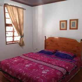 OYO 3828 Villa Kota Bunga Blok Q 1, Binawan European Language Center 호텔