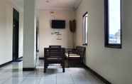 Common Space 5 OYO 3829 Ratu Residence Syariah