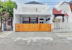 Exterior 3 OYO 3820 Nine Suites Syariah