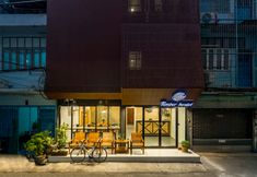 Exterior 3 Timber Hostel