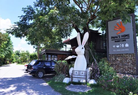 Luar Bangunan Papa's Home And Rabbit Café