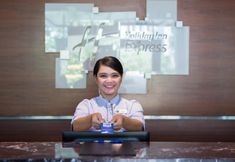 Lobby 2 Holiday Inn Express JAKARTA INTERNATIONAL EXPO, an IHG Hotel