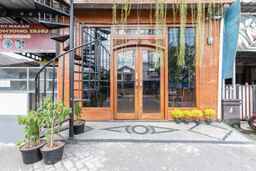Hotel O Prawirotaman Near Keraton Yogyakarta Formerly Paris Guesthouse, USD 6.98