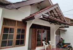 Bên ngoài 2 OYO 3853 Kebalen Residence Syariah