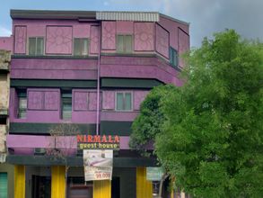 Luar Bangunan 4 OYO 3860 Nirmala Guest House