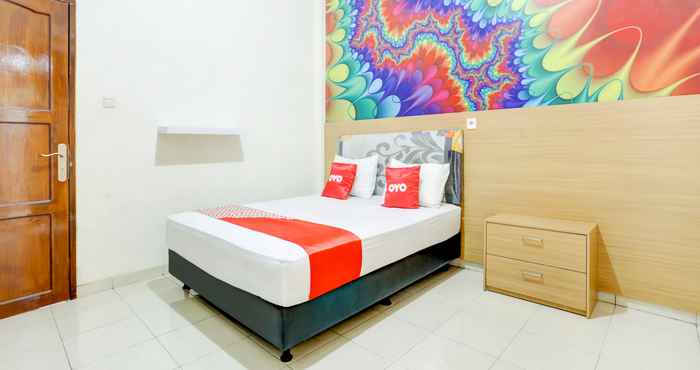 Kamar Tidur OYO 3870 Homestay Arya