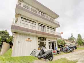 Bên ngoài 4 OYO 3870 Homestay Arya