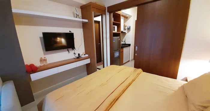 Kamar Tidur Apartemen Grand Kamala Lagoon by Bayu