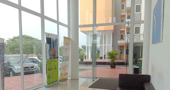 Lobby Julius Inn @ Aeropolis Tangerang By Fast Room