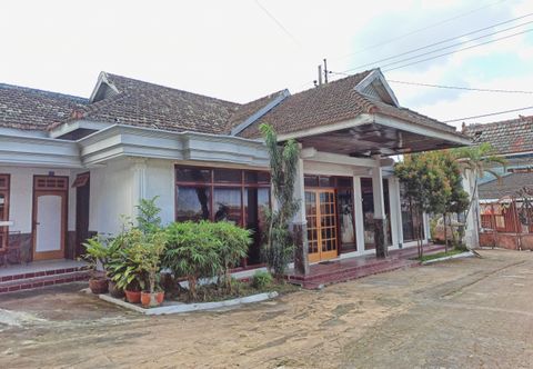 Luar Bangunan OYO 3804 Hotel Tegar Asri