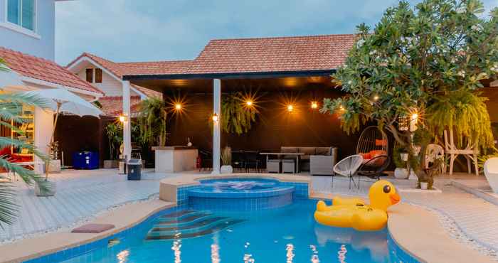 Swimming Pool Baan Kiang Lay Phu View Hua Hin Art Gallery Pool Villa