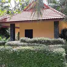 Luar Bangunan 4 Sirin Bungalow