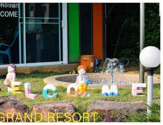 Lobi 2 AP Grand Resort