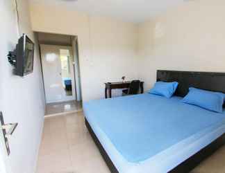 Bedroom 2 Mutiara Bed & Breakfast